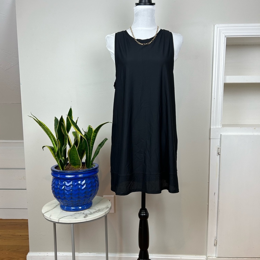 ATHLETA Loose Fit Seamless Laser Cut Black Sleeveless Sporty Beachy Tank Dress
